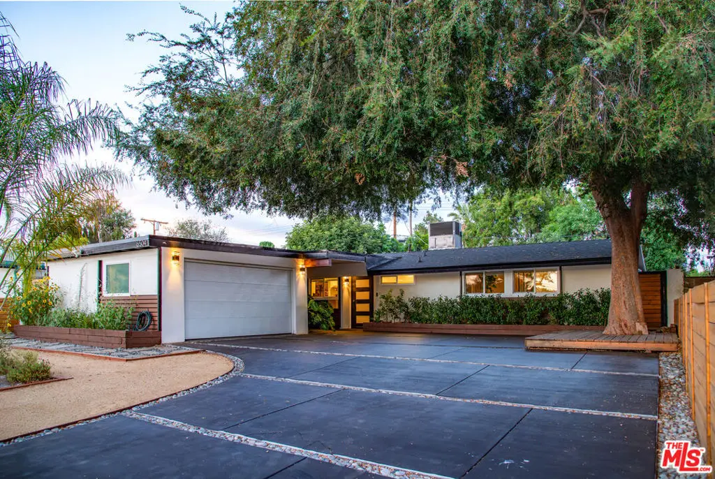 6504 Rhea Avenue, Reseda, CA 91335 - #1