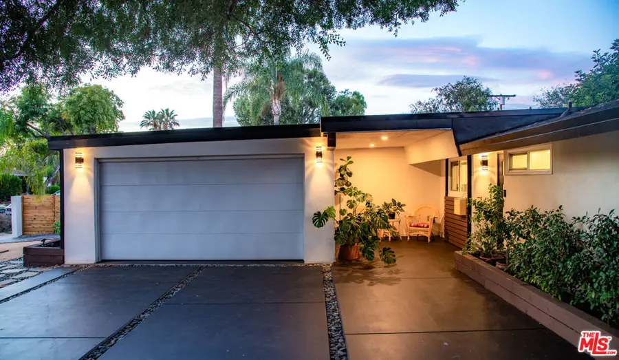 6504 Rhea Avenue, Reseda, CA 91335 - #2