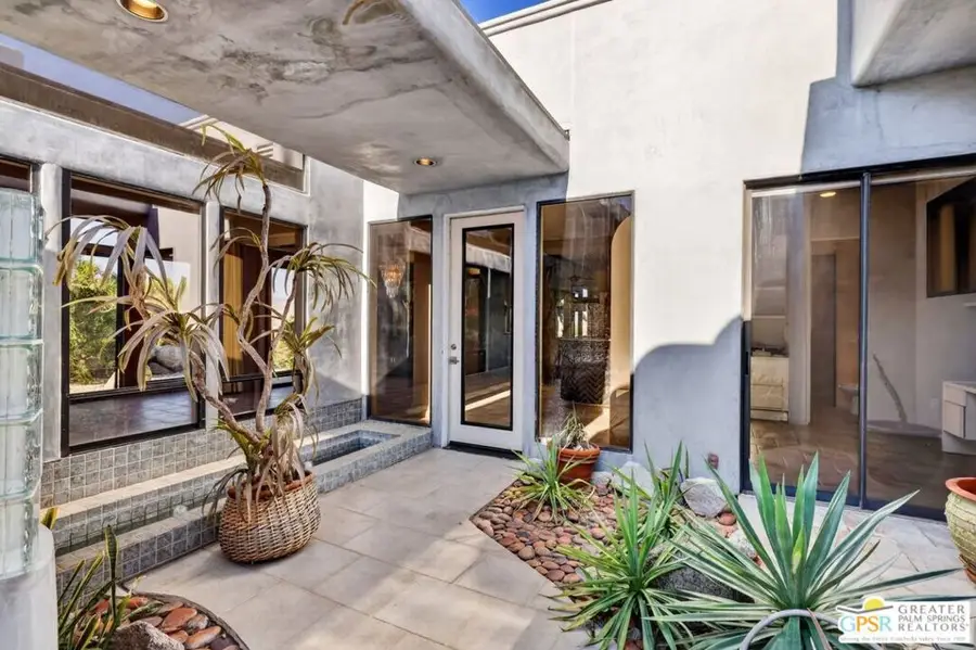 2300 N Vista Drive, Palm Springs, CA 92262 - #2