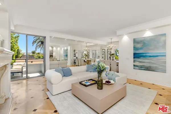 121 S Palm Drive #403, Beverly Hills, CA 90212