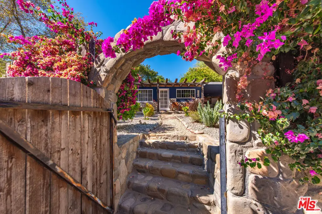 21881 Koontz Way, Topanga, CA 90290 - #1