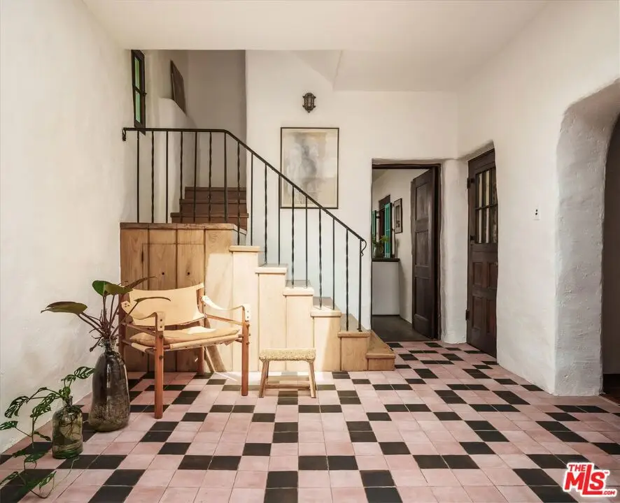 2414 4th Avenue, Los Angeles, CA 90018 - #3