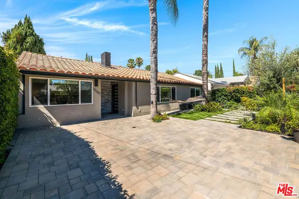 15237 Otsego Street, Los Angeles, CA 91403