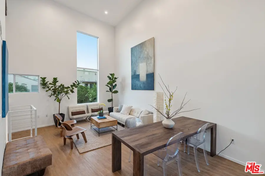 1244 14th Street #E, Santa Monica, CA 90404 - #2