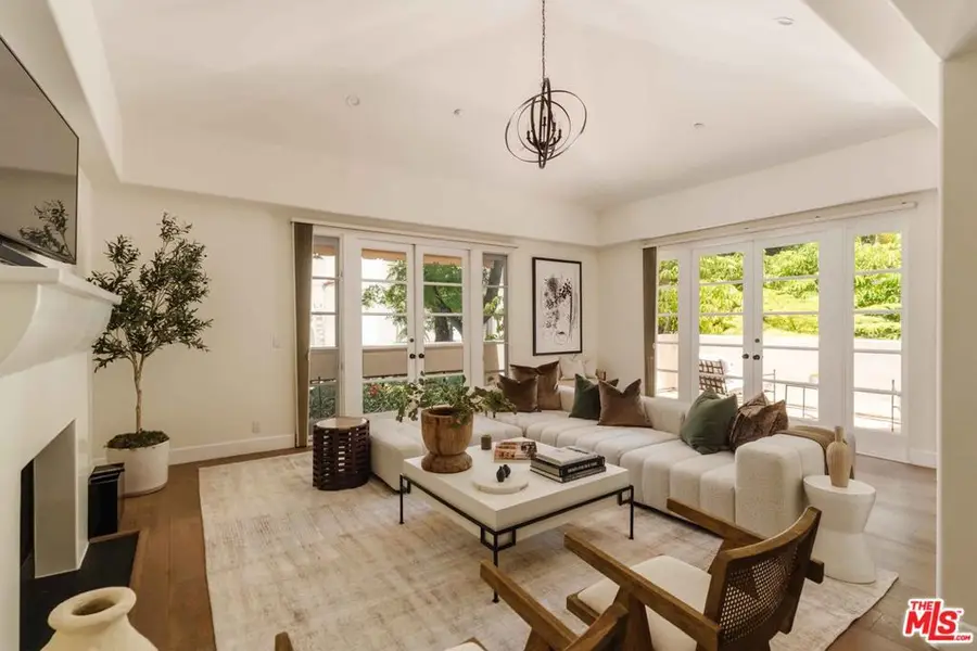 9024 Cynthia Street #204, West Hollywood, CA 90069 - #2