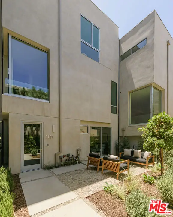 1119 Sanborn Avenue, Los Angeles, CA 90029 - #2