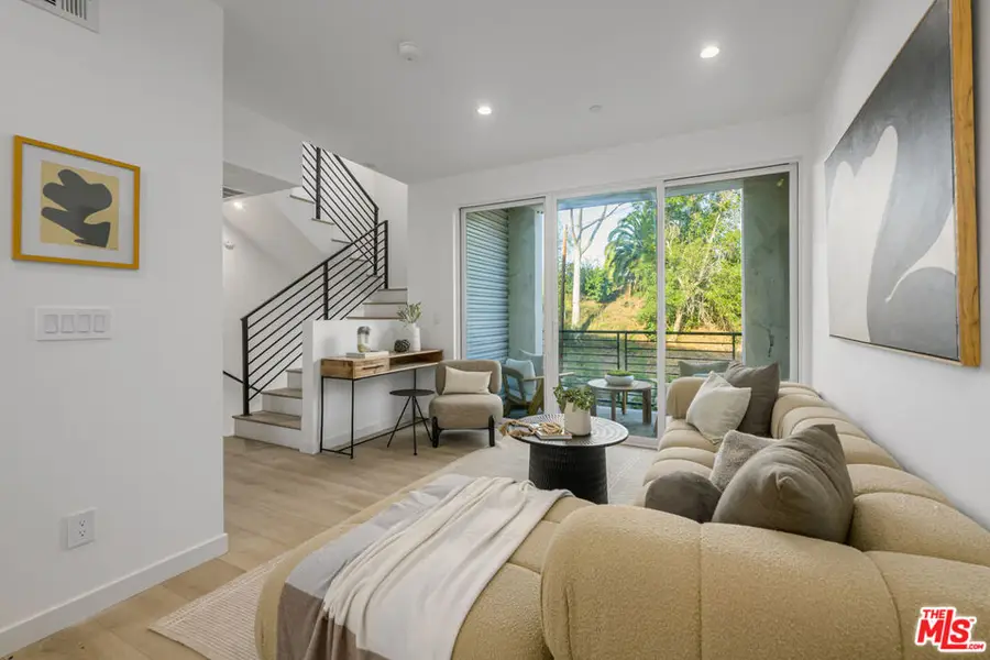 5851 Westside Crossing Lane, Los Angeles, CA 90034 - #3