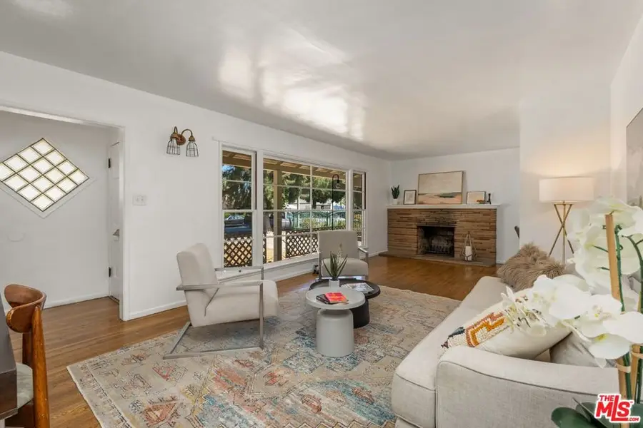 7535 Etiwanda Avenue, Reseda, CA 91335 - #3