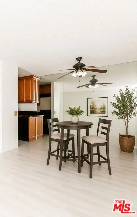 20930 Parthenia Street #207, Canoga Park, CA 91304 - #2