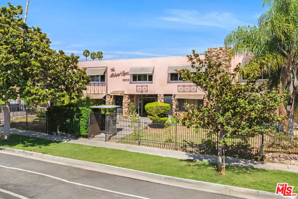 1600 N Hobart Boulevard #15, Los Angeles, CA 90027 - #1