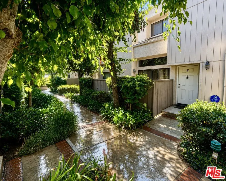 15173 Magnolia Boulevard #E, Sherman Oaks, CA 91403 - #1