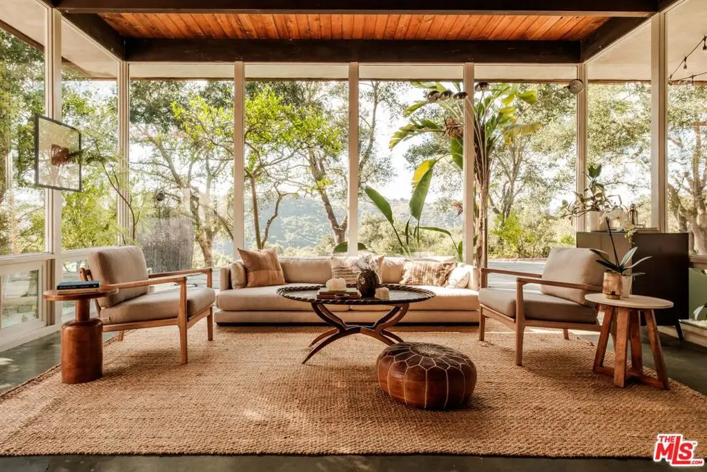 21269 Entrada Road, Topanga, CA 90290 - #1