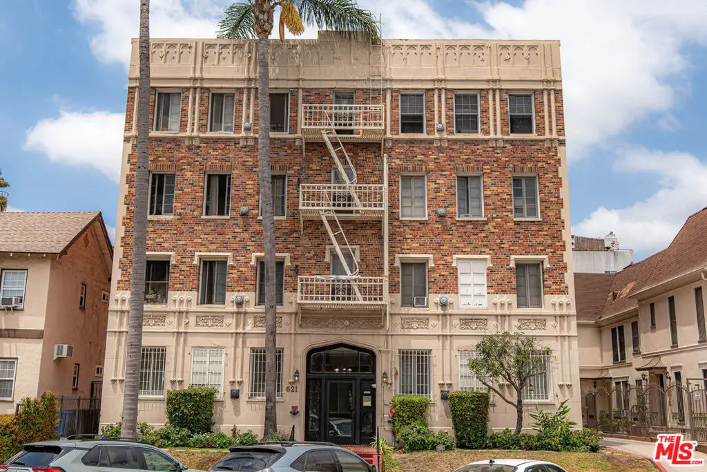 621 S Dunsmuir Avenue, Los Angeles, CA 90036 - #1