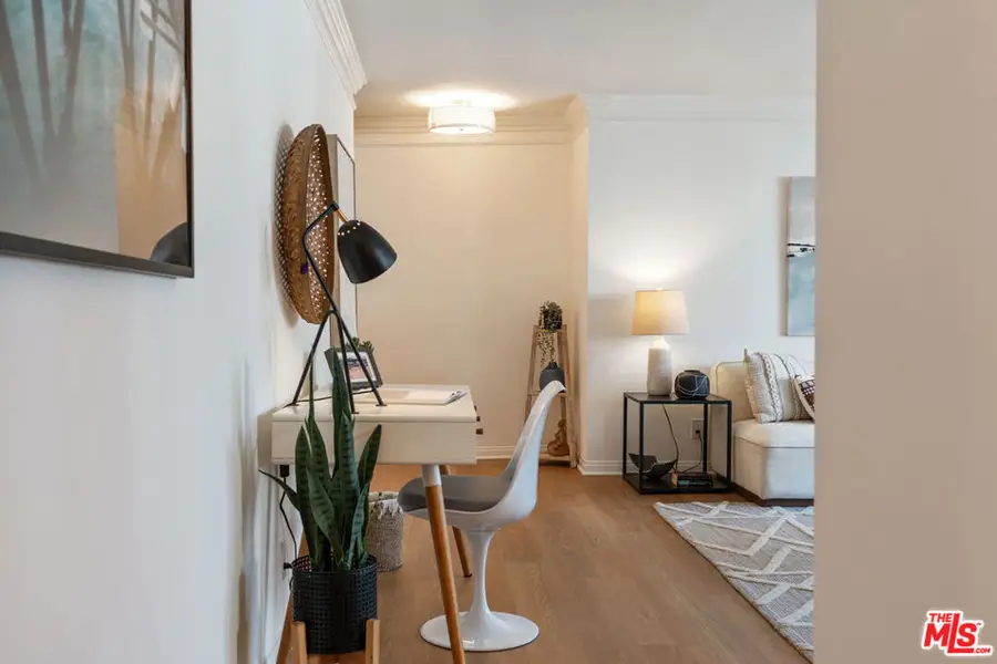 1021 12th Street #203, Santa Monica, CA 90403 - #3
