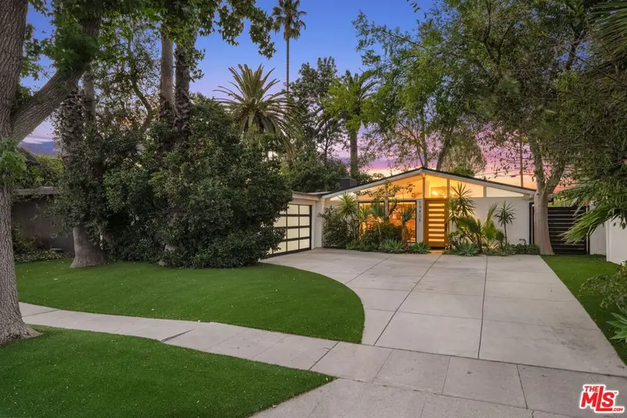 19805 Hamlin Street, Woodland Hills, CA 91367 - #3
