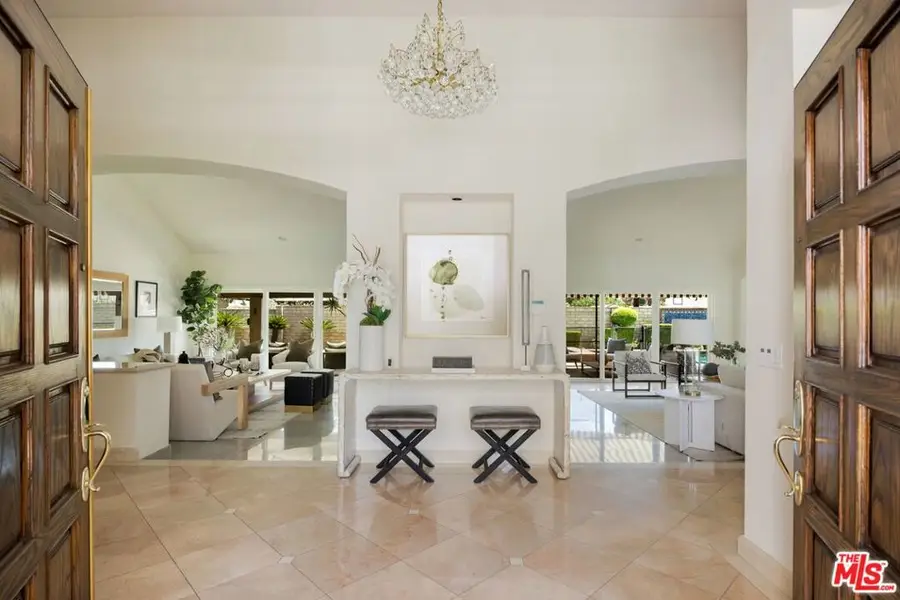 9550 White Oak Avenue, Northridge, CA 91325 - #2