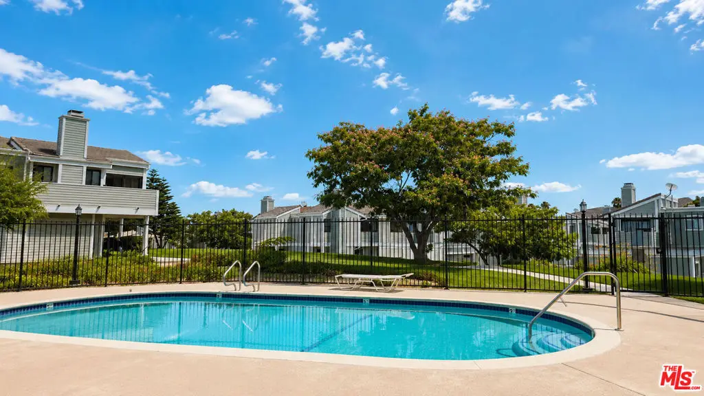 27066 Hidaway Avenue #4, Santa Clarita, CA 91351 - #1