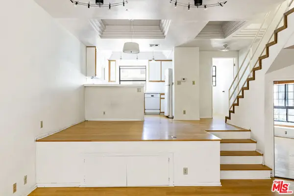 36 Navy Street #9, Los Angeles, CA 90291