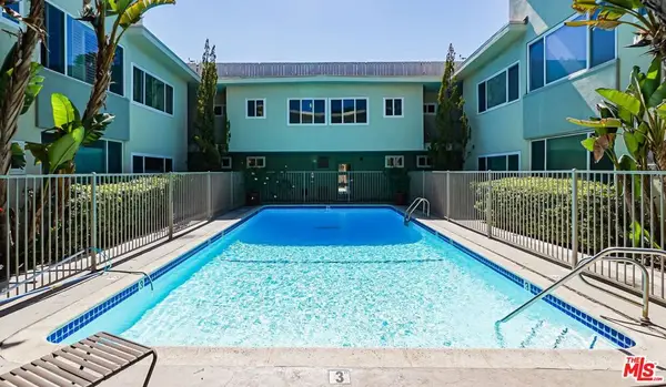 1525 N Hayworth Avenue #204, Los Angeles, CA 90046