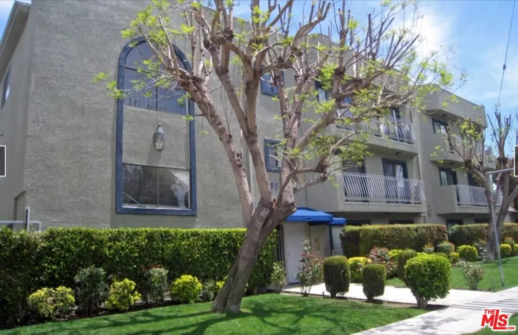 6590 Hazeltine Avenue, Van Nuys, CA 91401 - #1