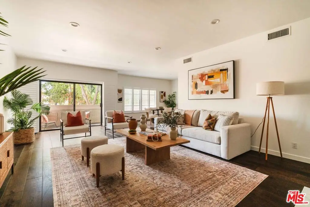 14050 Magnolia Boulevard #105, Sherman Oaks, CA 91423 - #1