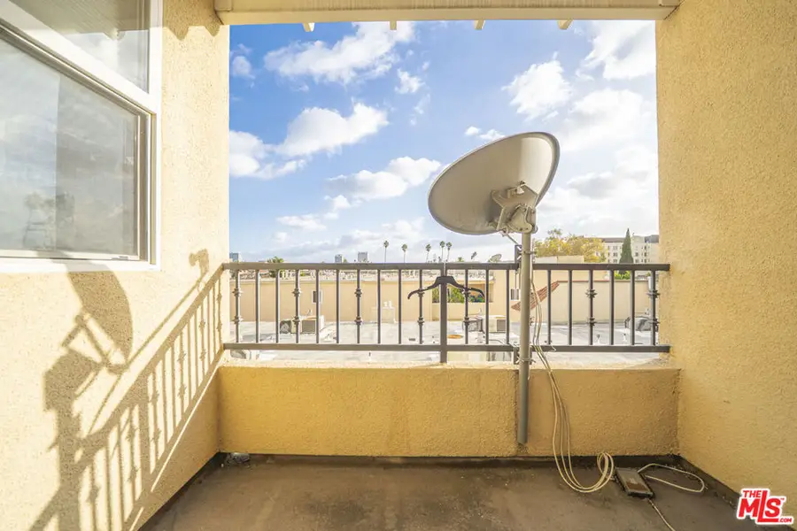 4568 W 1st Street #308, Los Angeles, CA 90004 - #3