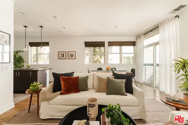 2753 Waverly Drive #601, Los Angeles, CA 90039