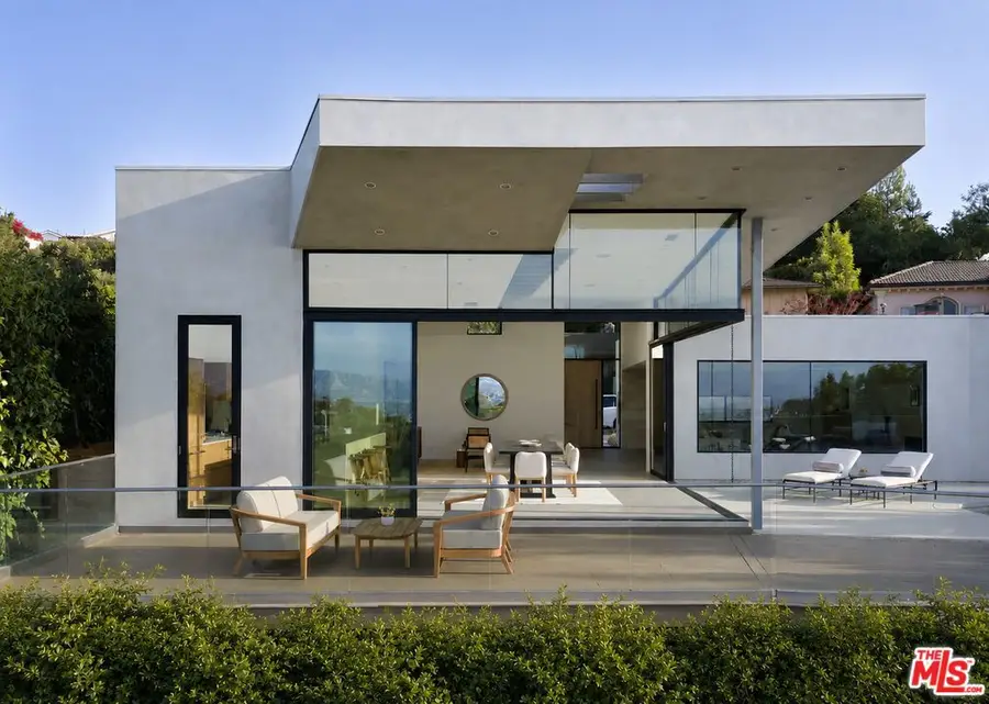 11411 Dona Teresa Drive, Studio City, CA 91604 - #2