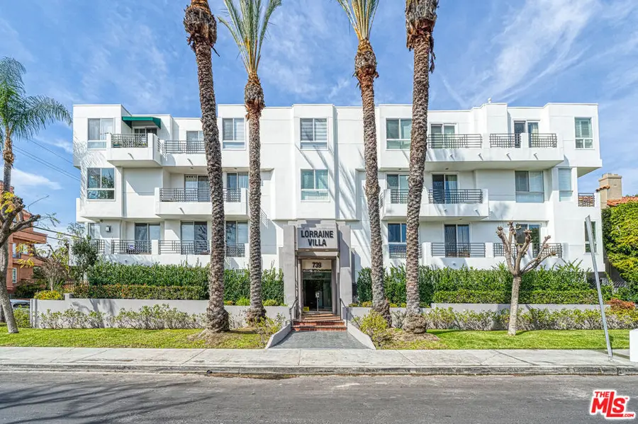739 Lorraine Boulevard #PH2, Los Angeles, CA 90005 - #2