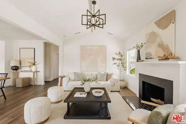 8421 Airlane Avenue, Los Angeles, CA 90045