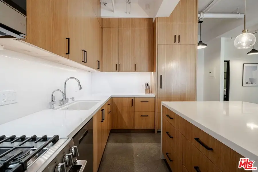 849 S Broadway #603, Los Angeles, CA 90014 - #2