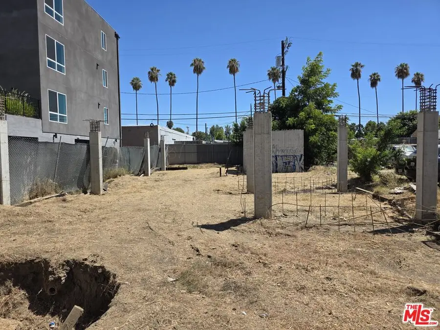 14822 Delano Street, Van Nuys, CA 91411 - #3