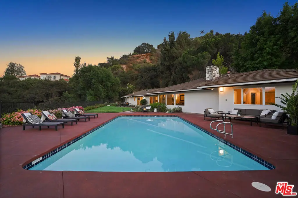 11107 Mountcastle Drive, Studio City, CA 91604 - #1