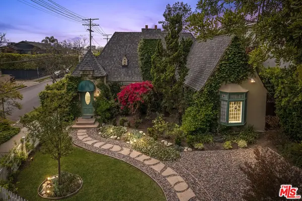 101 N Laurel Avenue, Los Angeles, CA 90048
