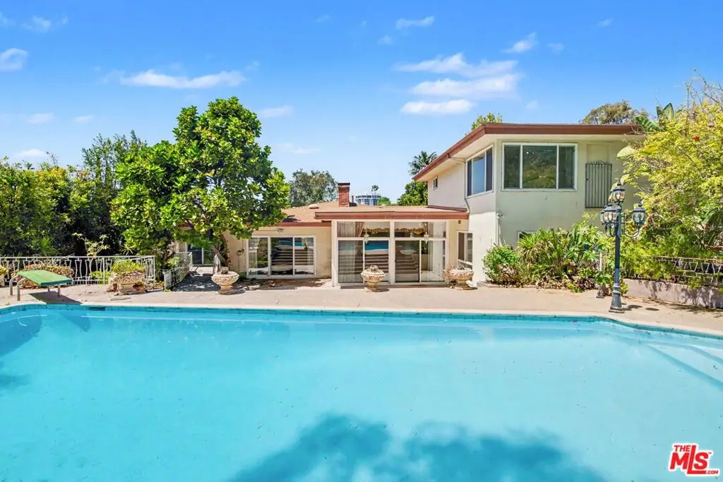 108 N Thurston Avenue, Los Angeles, CA 90049 - #1