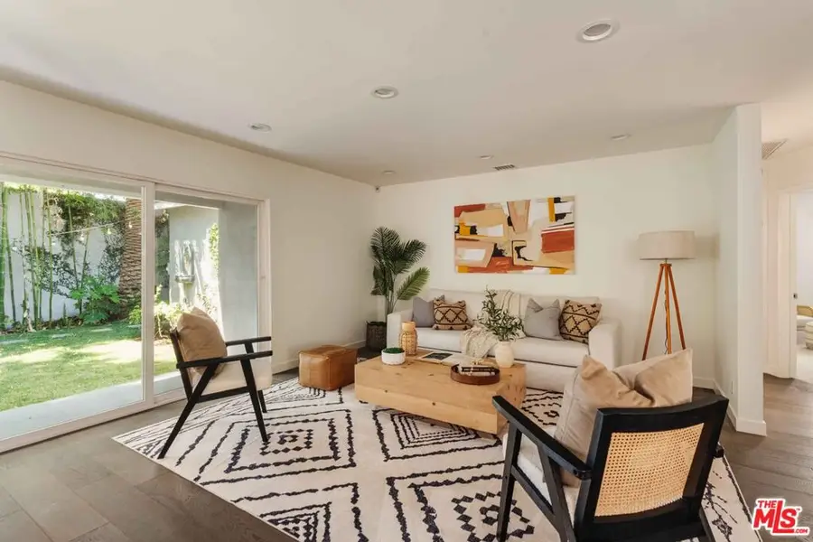 14322 Albers Street, Sherman Oaks, CA 91401 - #3
