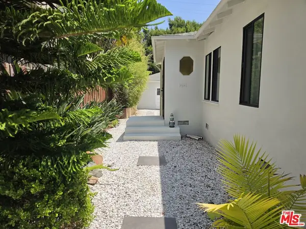 2310 Oak Street, Santa Monica, CA 90405