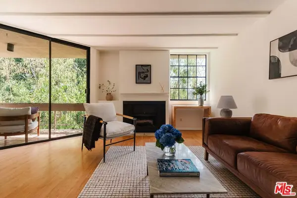 750 N Kings Road #315, Los Angeles, CA 90069