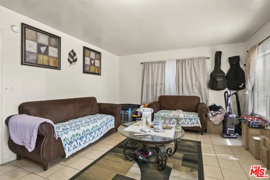 15914 S Bullis Road, Compton, CA 90221 - #3