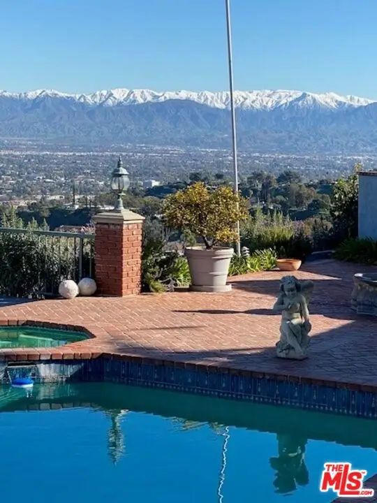 3324 Alana Drive, Sherman Oaks, CA 91403 - #3