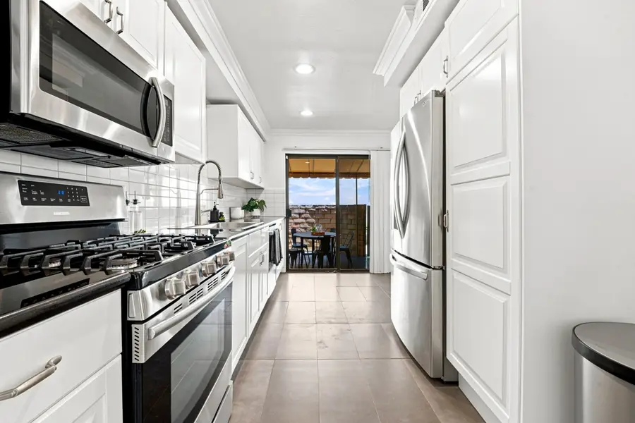 5243 Yarmouth Avenue #31, Encino, CA 91316 - #2