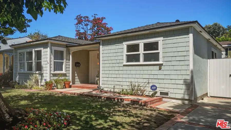 12123 Addison Street, Valley Village, CA 91607 - #2