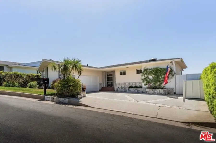 17866 Tramonto Drive, Pacific Palisades, CA 90272 - #2
