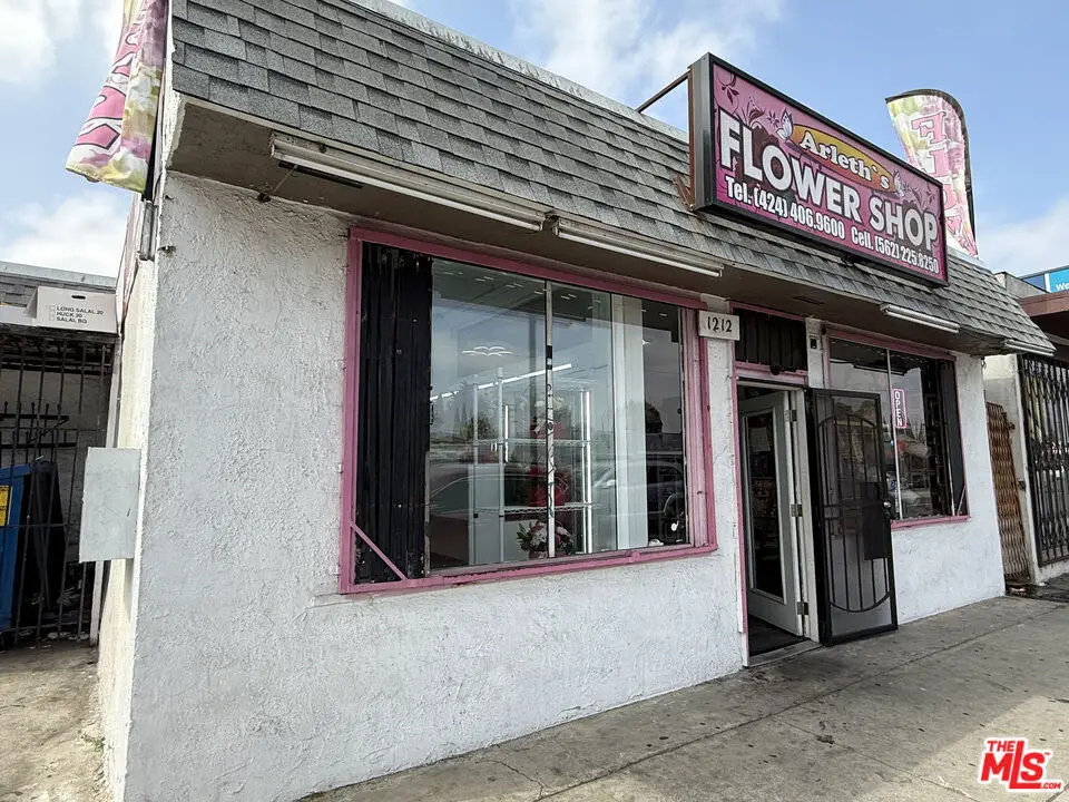 1212 E Rosecrans Avenue, Compton, CA 90221 - #1