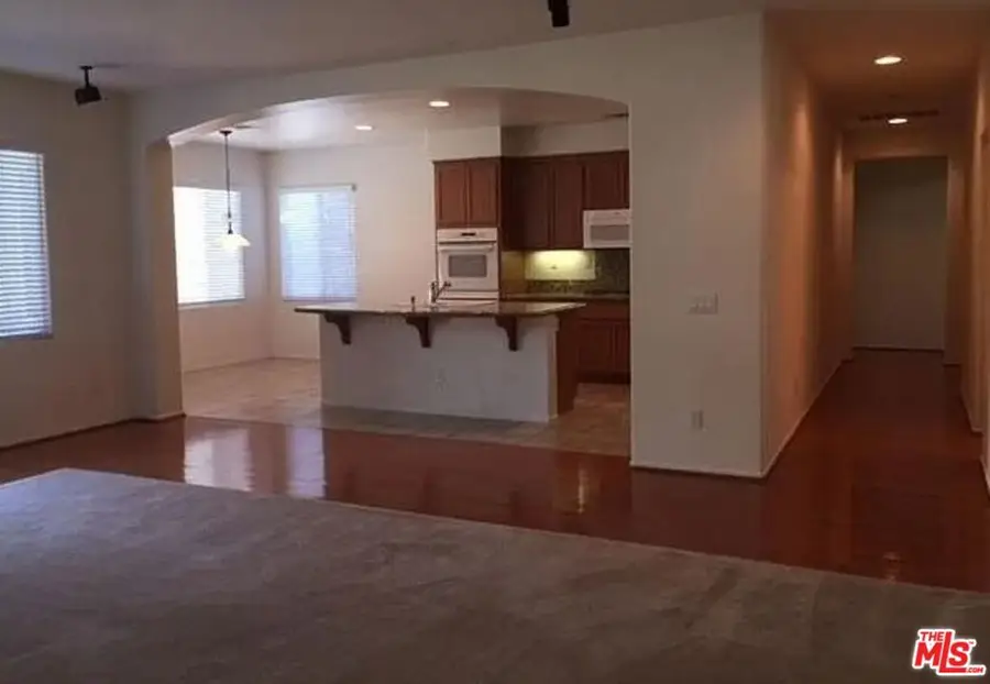 29538 Big Bend Place, Canyon Country, CA 91387 - #2