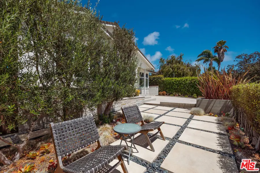 1817 Euclid Street, Santa Monica, CA 90404 - #2
