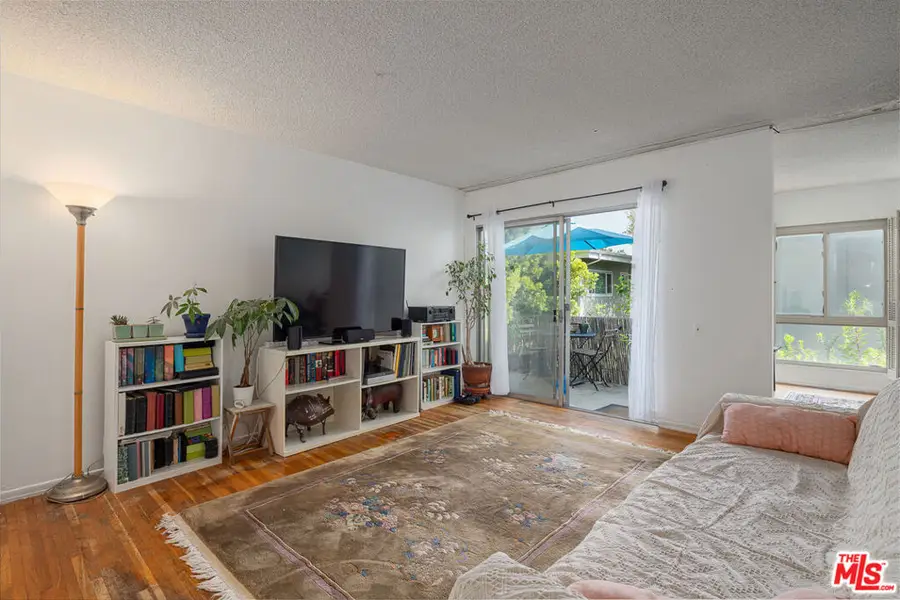 4353 Colfax Avenue #34, Studio City, CA 91604 - #3