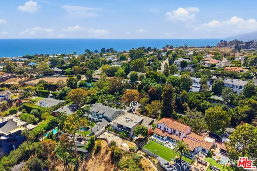 434 Chautauqua Boulevard, Pacific Palisades, CA 90272 - #3