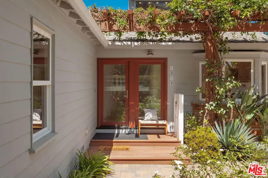 1019 Chelsea Avenue, Santa Monica, CA 90403 - #2