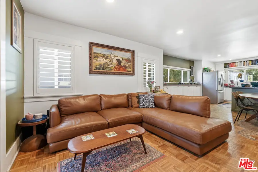 933 Walnut Avenue, Long Beach, CA 90813 - #2